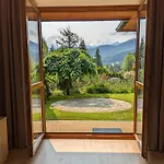 Apartament Convallis *